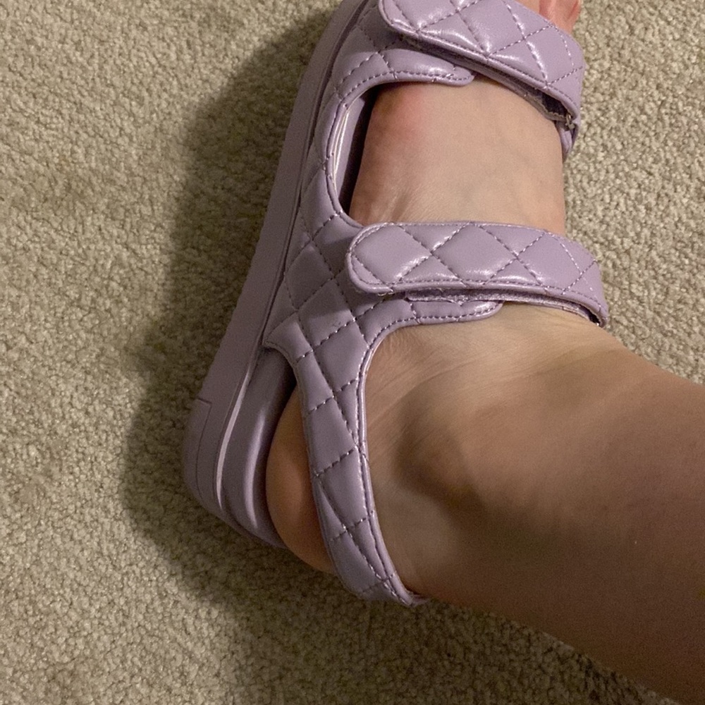 Call it spring sandals - Picture 9 of 10
